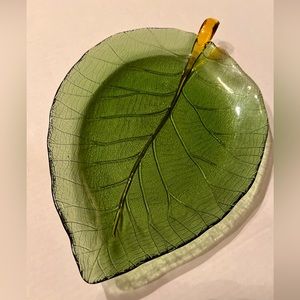 DYNASTY GALLERY ART GLASS  OLIVE LEAF DISH PLATE 12”Long 8.5”Wide